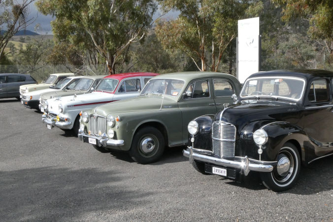AMVC cars at Lake Lyell